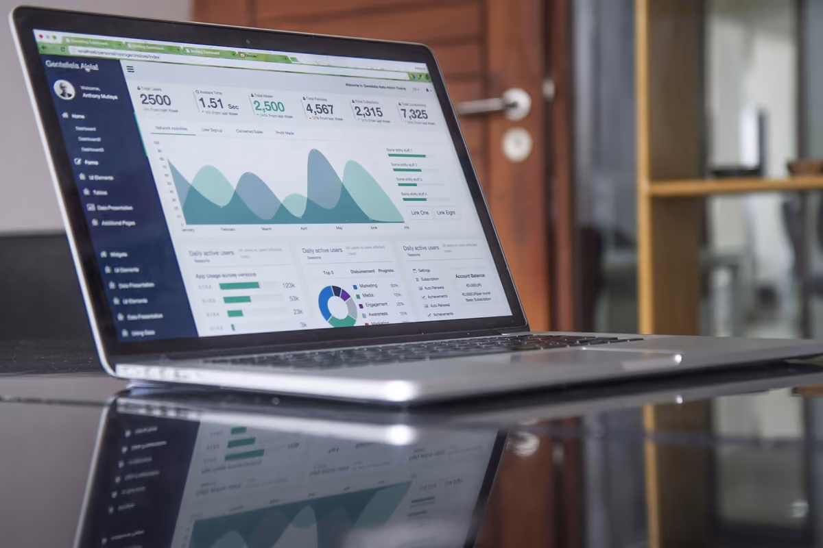 Research desk for Agiotage and the Price of Trust